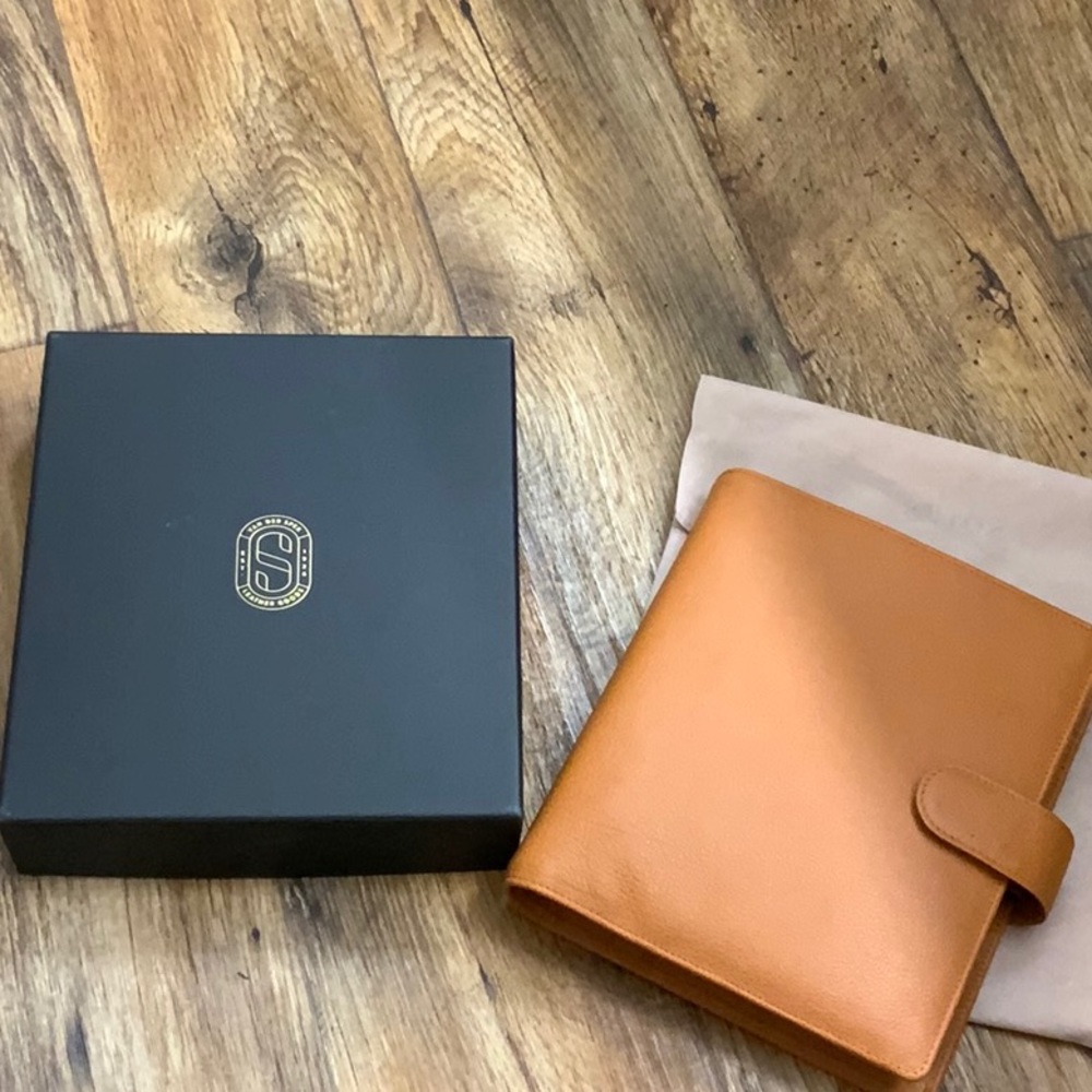 Leather Vanderspek A5 planner journal agenda with large back pocket